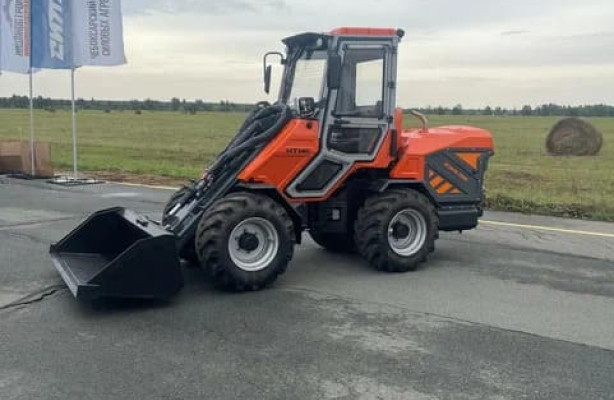 Универсальный мини-погрузчик с 80-процентным уровнем локализации от АО «Кургандормаш»