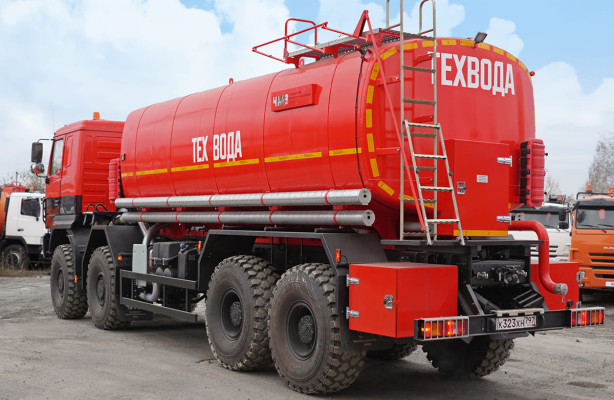 Российский завод выпустил новую автоцистерну для технической воды