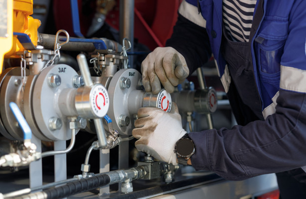 Три новых газовоза на базе шасси FORLAND 3 пополнили автопарк ООО МХО «РАССВЕТ»