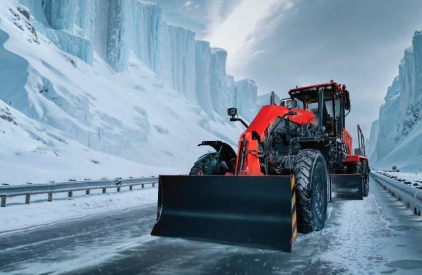 ПТЗ рассказал про свой автогрейдер КИРОВЕЦ К-714