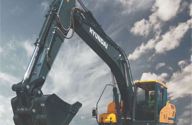 Экскаватор Hyundai HX225SL. Неповторимая мощность.