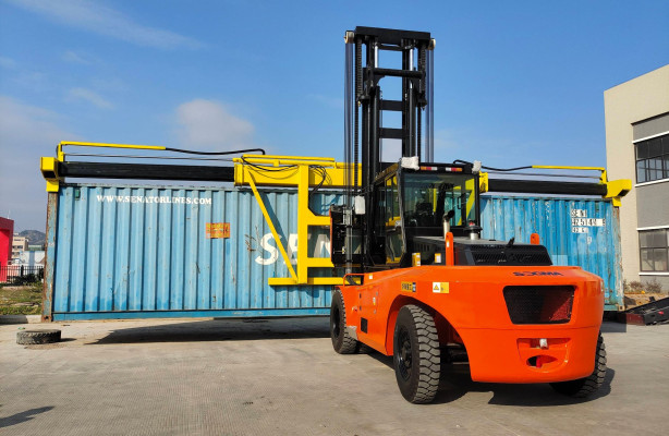 Портовая техника SOCMA