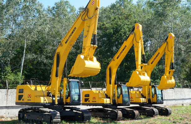 Компания «Бизон ДСТ» создает сеть центров по продаже спецтехники