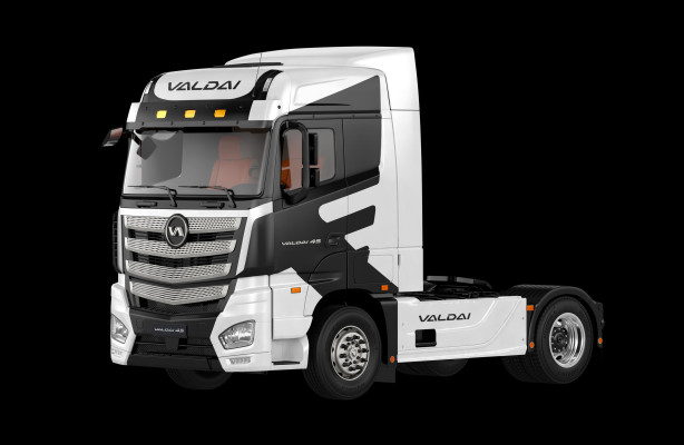 Компания «СТТ» передала тягачи «Валдай 45» группе компаний «Семьсот дорог»