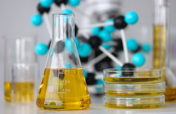 Из чего состоит моторное масло: химия защиты вашего двигателя