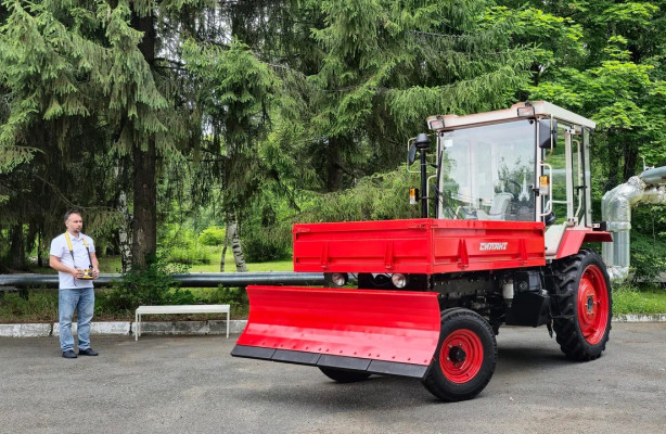 В России разработали серийный трактор с дистанционным управлением