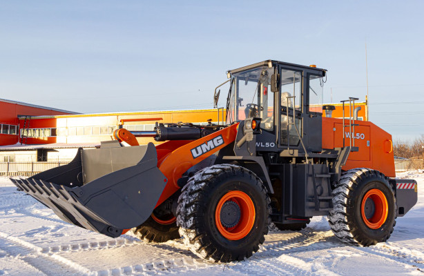 UMG поставила партию техники для дорожных и коммунальных служб Элисты