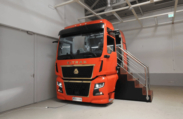 В Академии SITRAK в Тольятти открылся обучающий курс экономичного вождения большегрузов