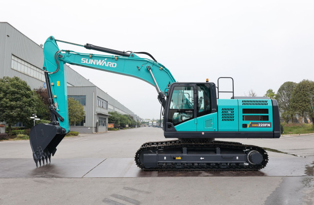 SUNWARD выводит на рынок габаритный экскаватор SWE220FN нового поколения