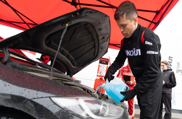 Весна в хорошей компании: на АЗС прошла экологическая акция «Чисто. Весна»