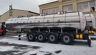 «Вологодские машины» выпустили новую полуприцеп-цистерну для белорусских производителей молока